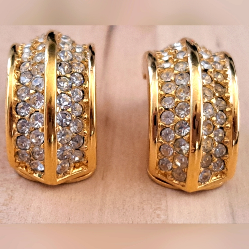 CHRISTIAN DIOR Vintage Clip Earrings Crystals Double Groove Gold Finished Metal